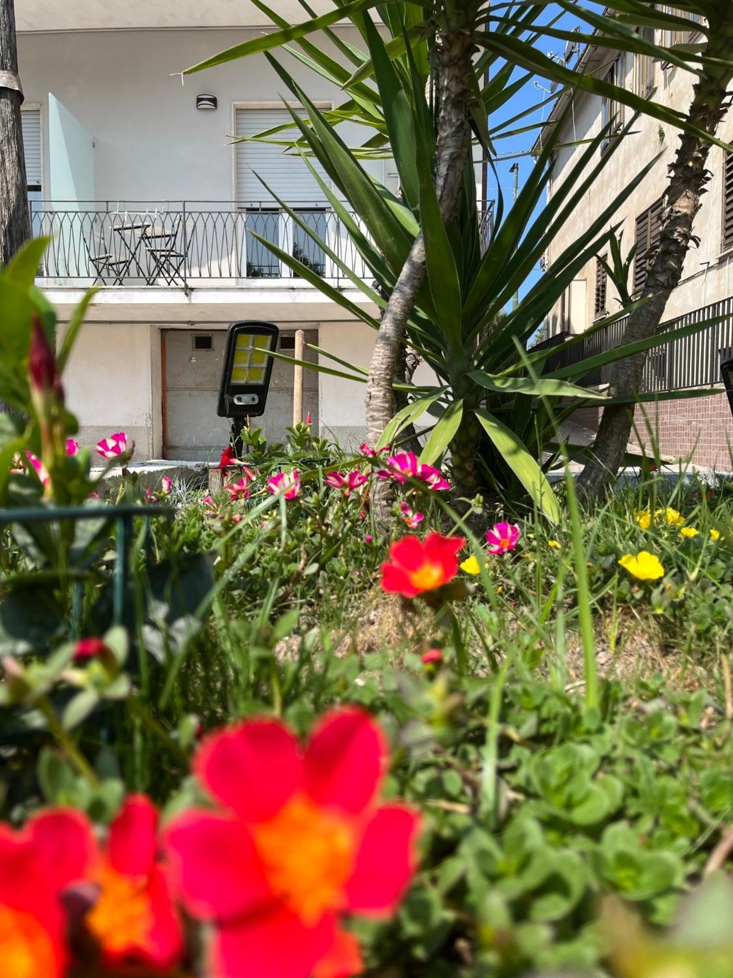 B&B Da Francesco Paestum Exterior photo