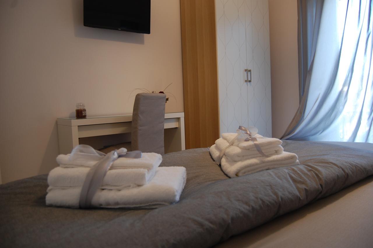 B&B Da Francesco Paestum Exterior photo
